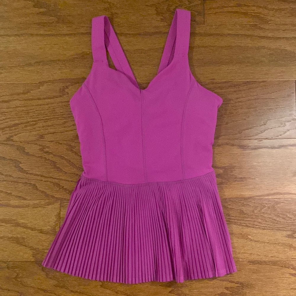 Lululemon Tank Size 6
